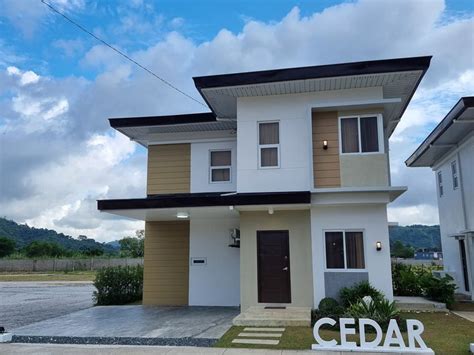 House and lot For Sale in Subic, Zambales .